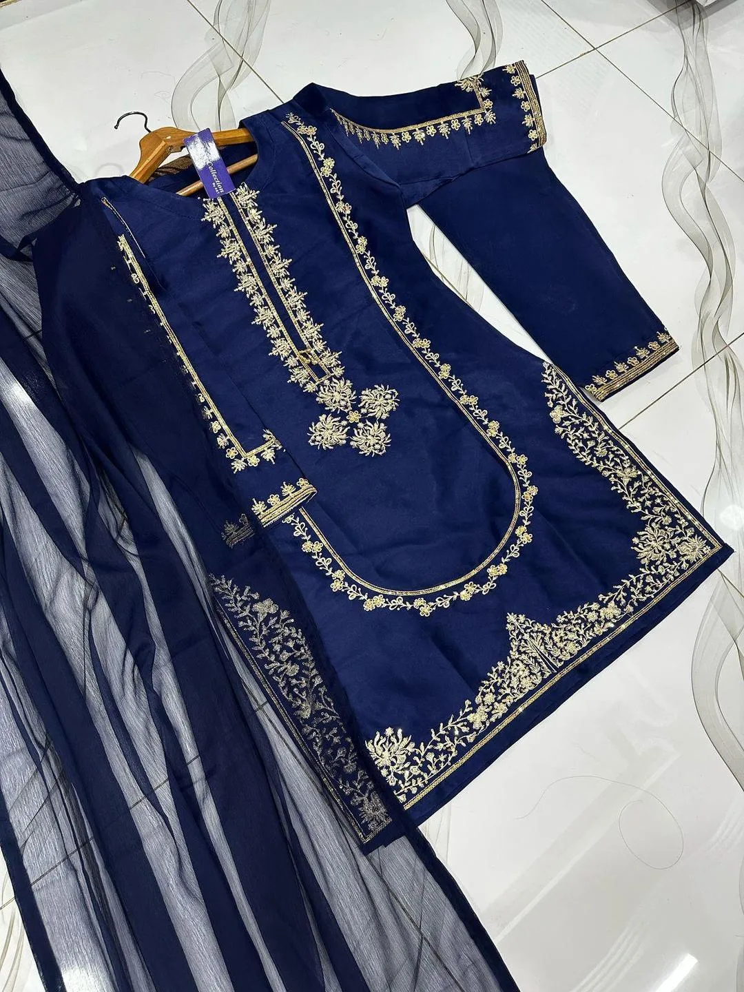 Blue Round Sequence Embroidered 3Pcs Suit