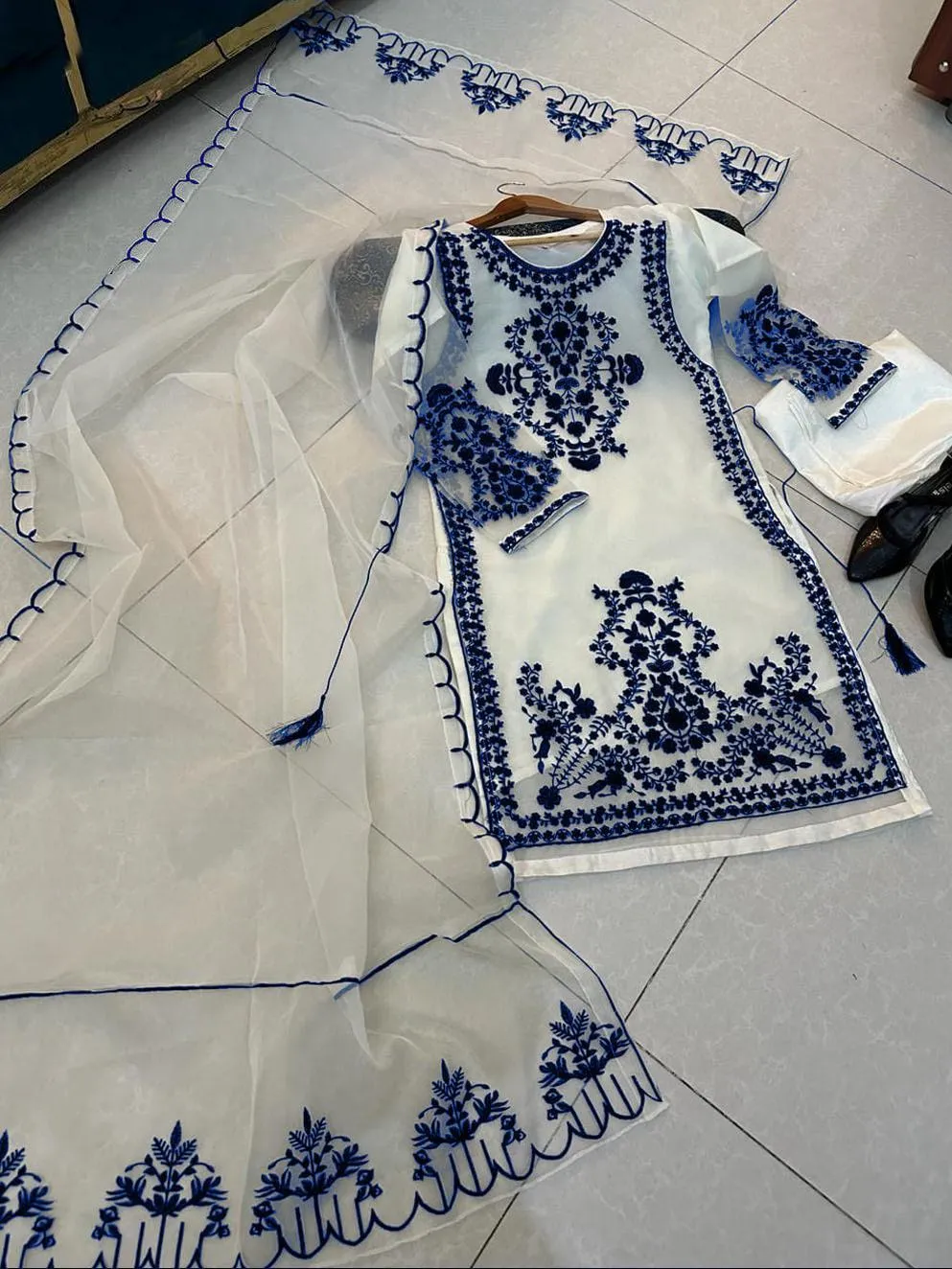 Elegant Blue Embroidered 3-Piece Suit for Women