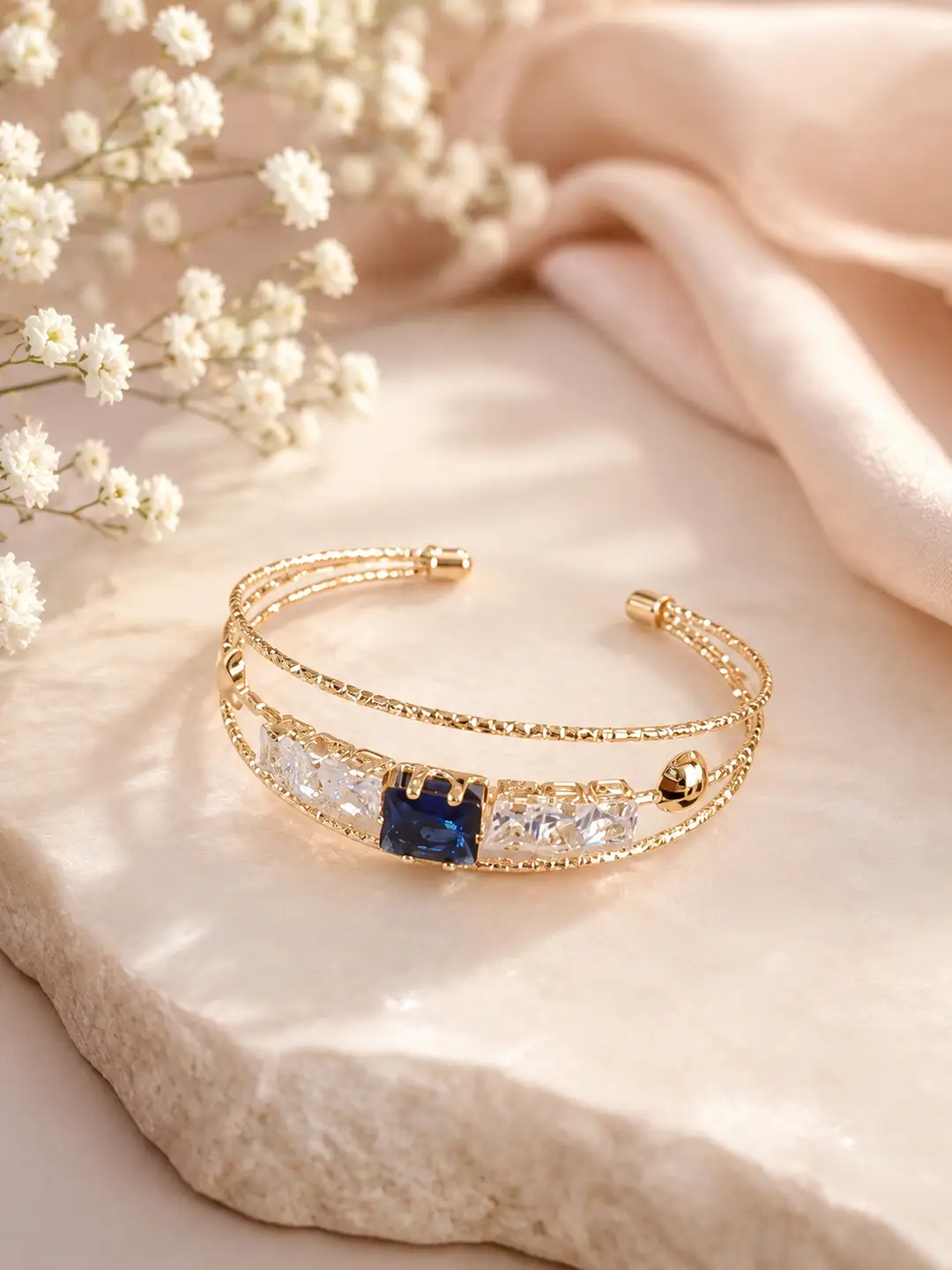 1 Pc Modern Design Gold Plated Crystal Kara Bracelet 3 to 10 year girls