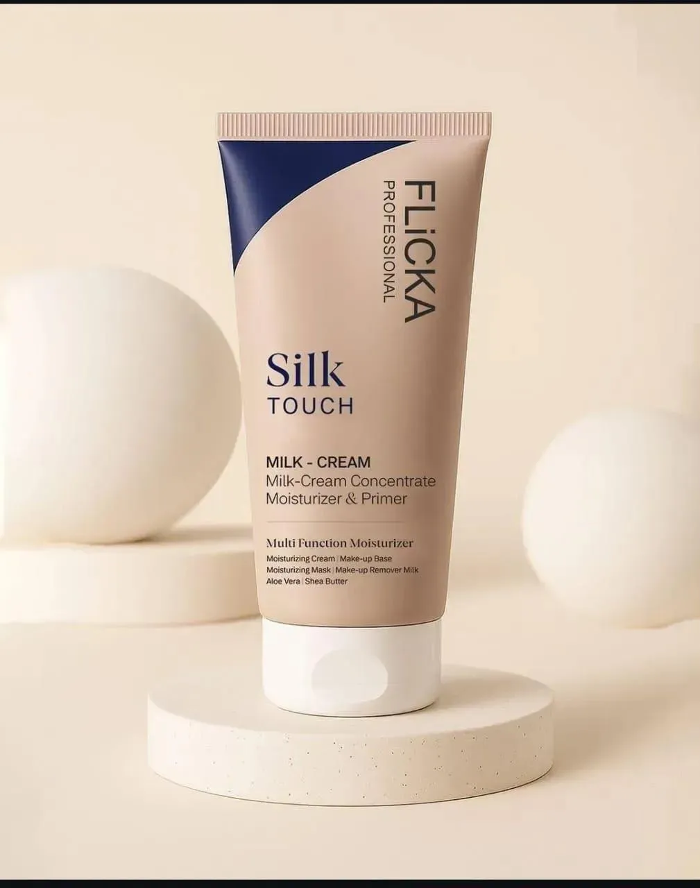 Flicka Silk Touch 3 in 1 Moisturizer Primer & Makeup Fixer