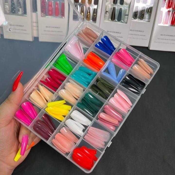 576 Pcs Multicolor Fake Nails ABS Plastic Pakistan